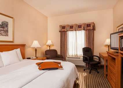 Hampton Inn & Suites by Hilton Addison, IL